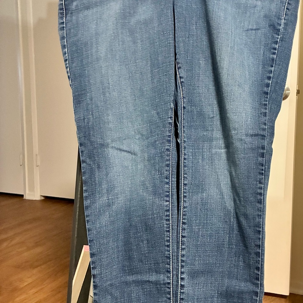 Women’s 311 Shaping Skinny Fit Levi’s Jeans